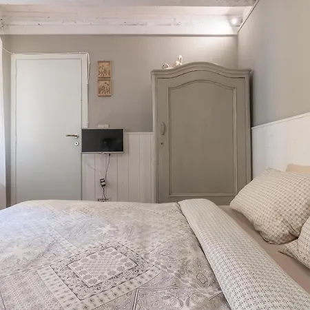 Ca Falier Piccolo - Little Sweet Studio In 10-12 Minutes From Bus&train Station Apartment *